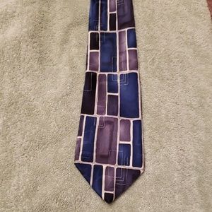 Arrow tie